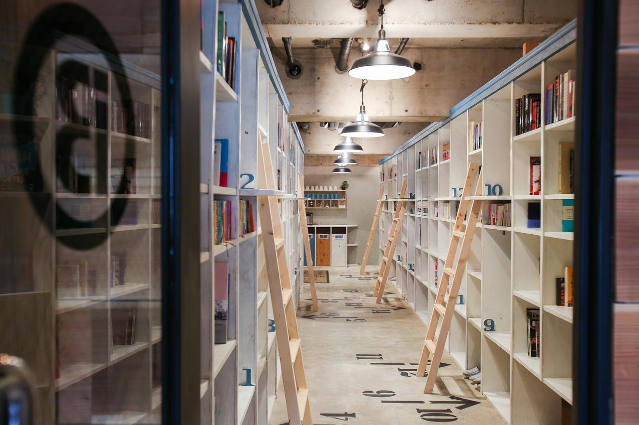 Bnbplus Niigata Book Inn المظهر الخارجي الصورة