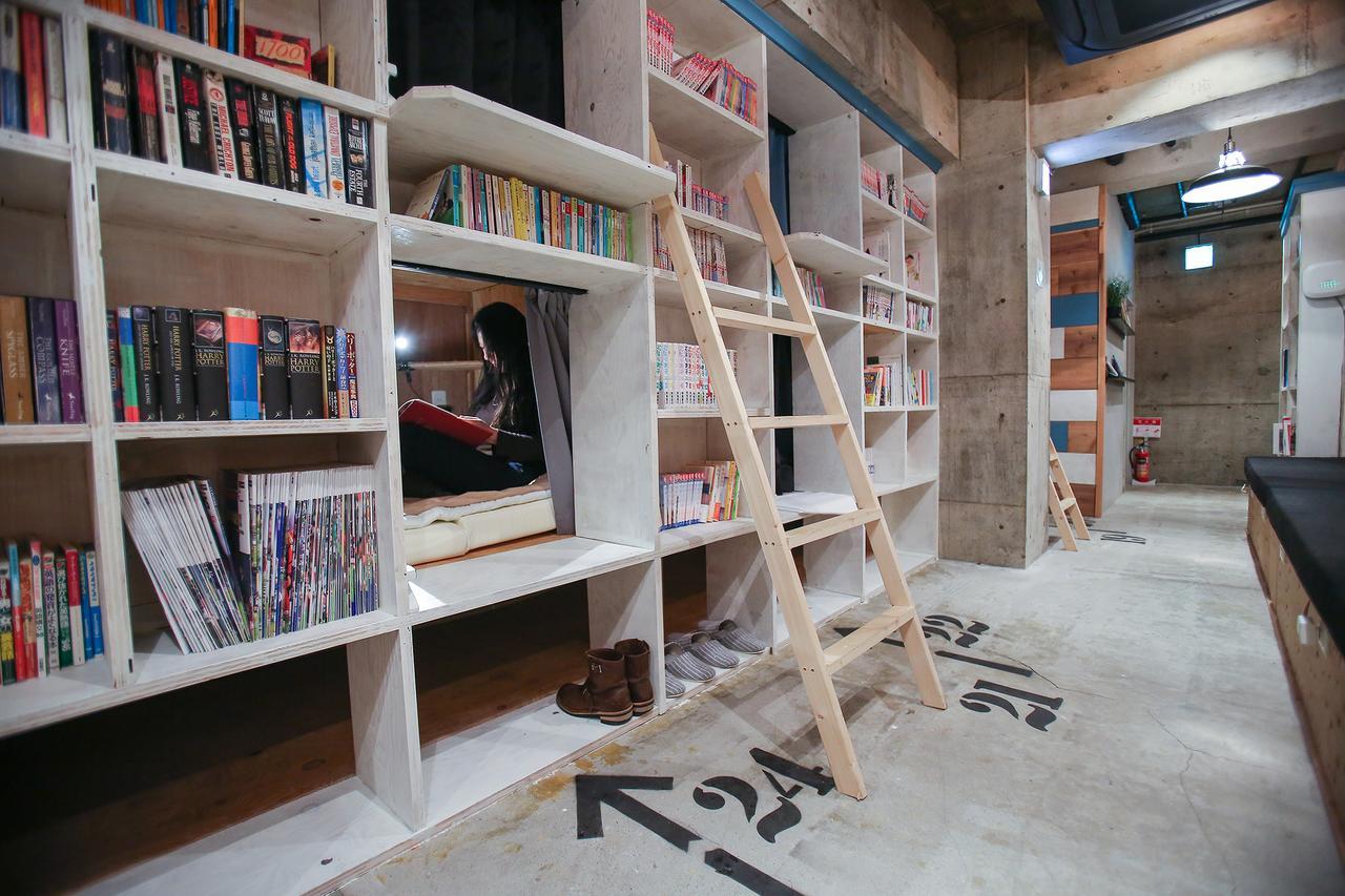 Bnbplus Niigata Book Inn المظهر الخارجي الصورة